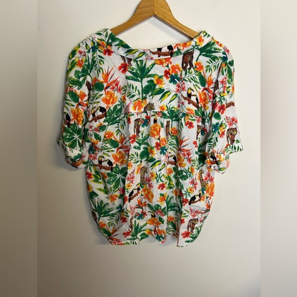 Jane + Delancey Novelty Print Button Down Blouse Floral Leopard Size M - Picture 6 of 12